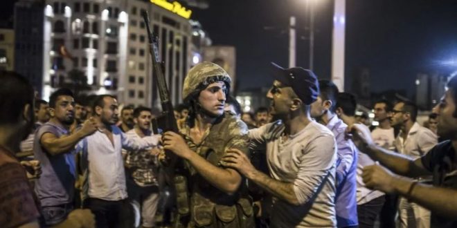 RESMİ İDEOLOJİYE SİYASAL İSLAMCI ÇİTİLEME: ASIRLIK GECE BELGESELİ