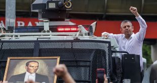 CHP DEĞİŞİRKEN; EZBERLERİMİZİ YENİDEN GÖZDEN GEÇİRMEK GEREKİR